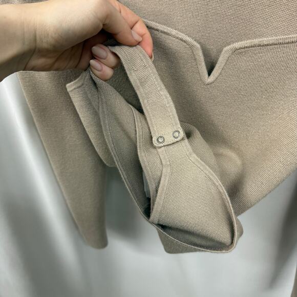 Abercrombie & Fitch Long Sleeve Sweater V-Neck Thong Bodysuit Beige Tan Small - Picture 5 of 6